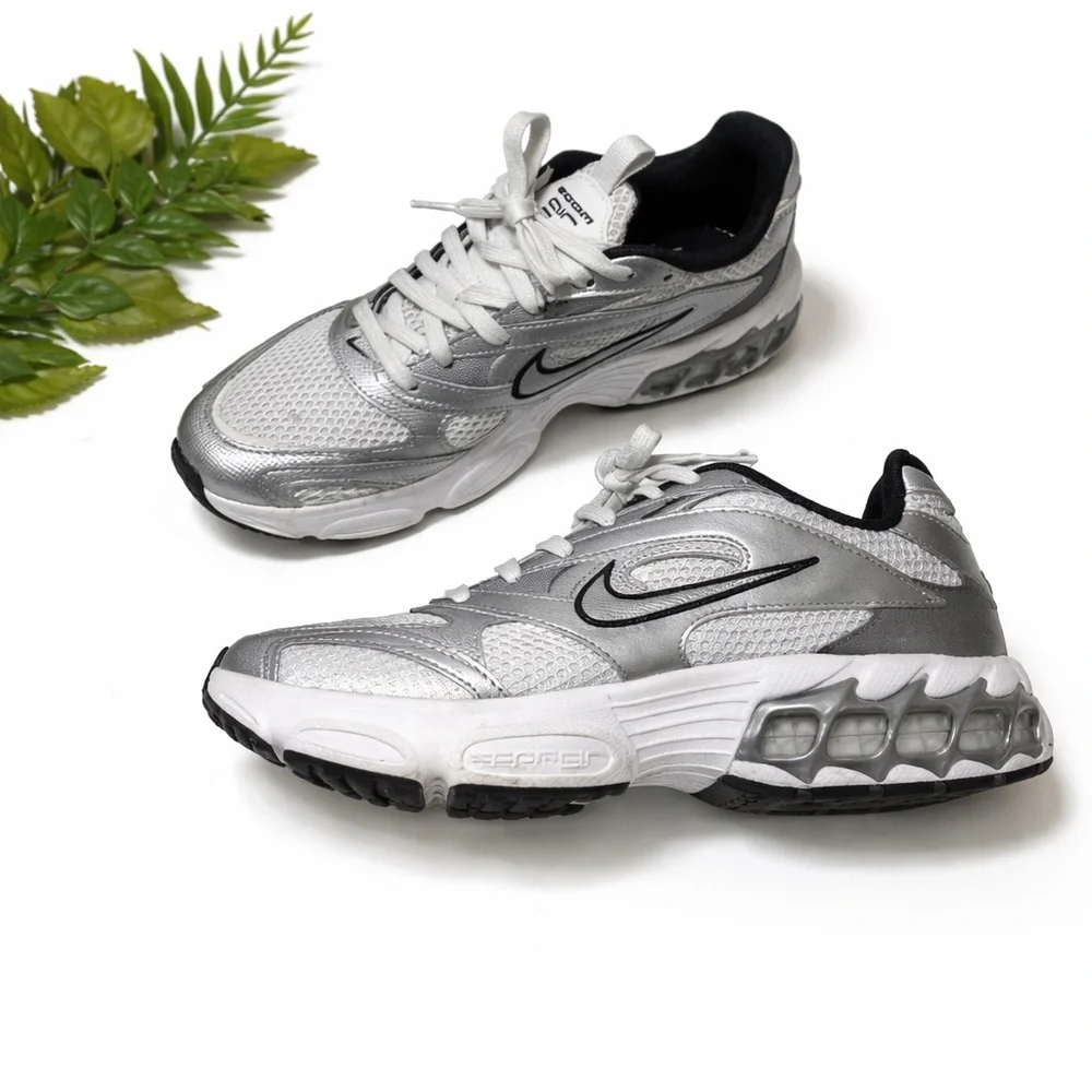 Nike Women's Zoom Air Fire Sneakers - Metallic Silver and White - Size 8 - Picture 1 of 16